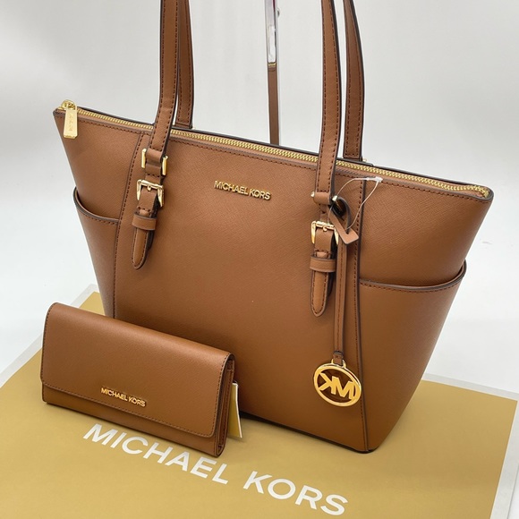 Michael Kors Large Charlotte Tote Bag & Trifold Wallet - Picture 6 of 13